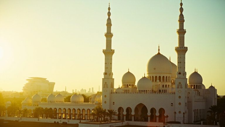 visiter abu dhabi en 2 jours : itinéraire éprouvé et conseils